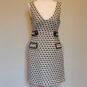 Tibi v neck black and white dress 2